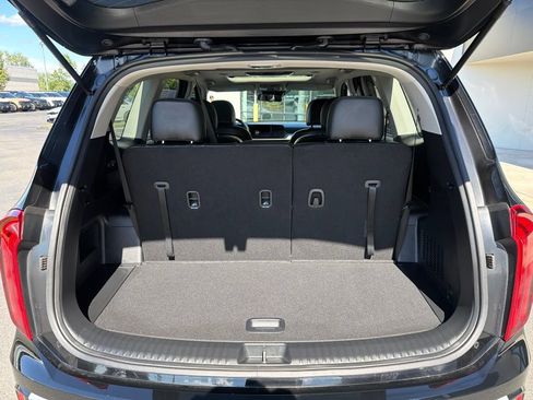 Certified 2024 Kia Telluride S w/ S Sunroof Package AWD/4WD image 16