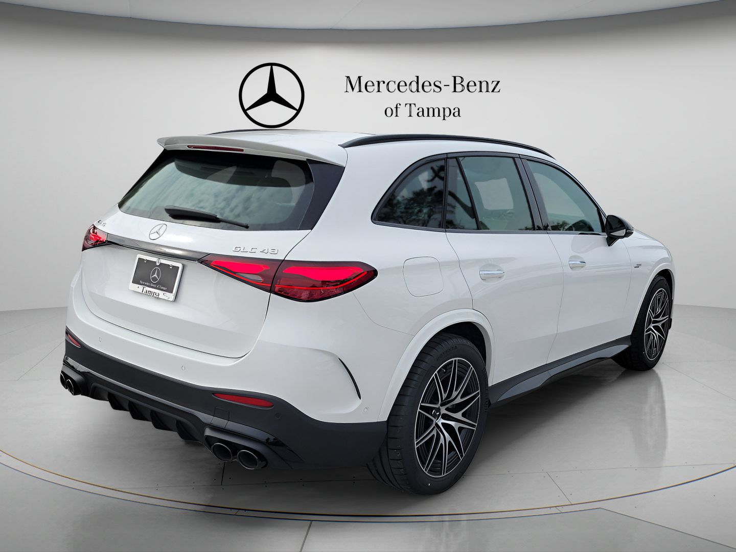 New 2026 Mercedes-Benz GLC 43 AMG 4MATIC image 4