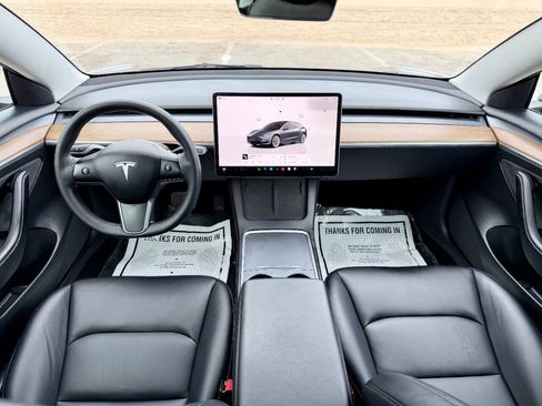 Used 2022 Tesla Model 3 RWD image 9