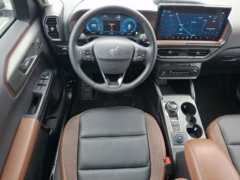 Used 2025 Ford Bronco Sport Outer Banks w/ Outer Banks Tech Package+ image 11