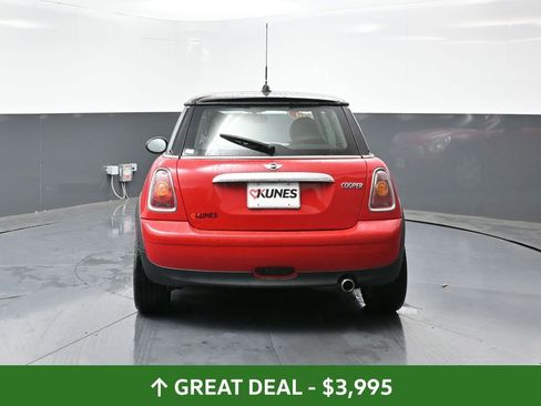 Used 2010 MINI Cooper Hardtop image 11