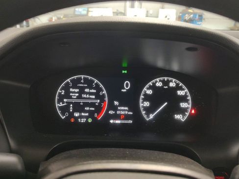 Used 2023 Honda HR-V LX image 6