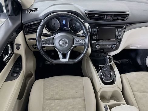 Certified 2022 Nissan Rogue Sport SV AWD/4WD image 4
