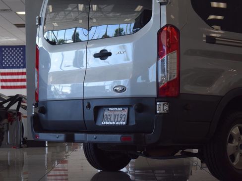 Used 2017 Ford Transit 350 XLT image 41