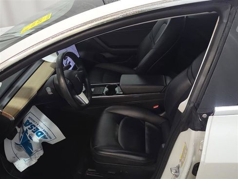 Used 2017 Tesla Model 3 Long Range image 6