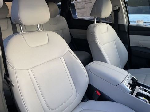 New 2025 Hyundai Tucson SEL image 11