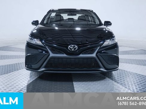 Used 2023 Toyota Camry SE FWD image 10