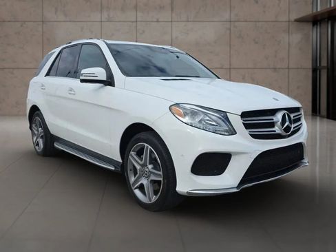 Used 2018 Mercedes-Benz GLE 350 4MATIC image 2