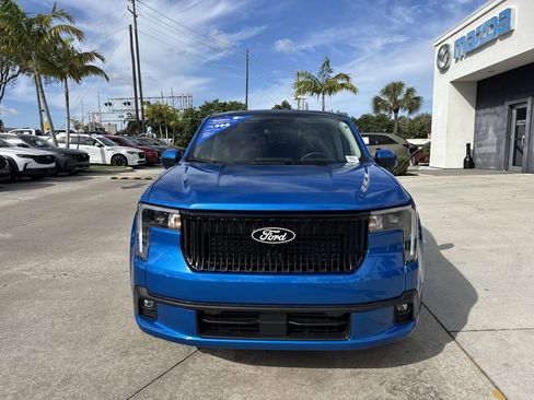 Used 2025 Ford Maverick Lobo image 30