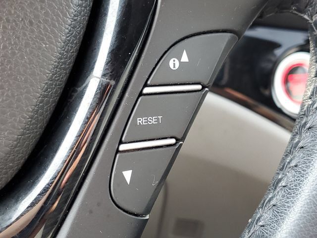 Used 2016 Honda Pilot Touring image 17