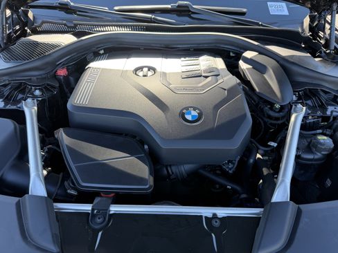 Used 2023 BMW 530i 530i w/ Convenience Package image 30