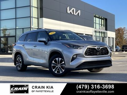 Used 2024 Toyota Highlander XLE