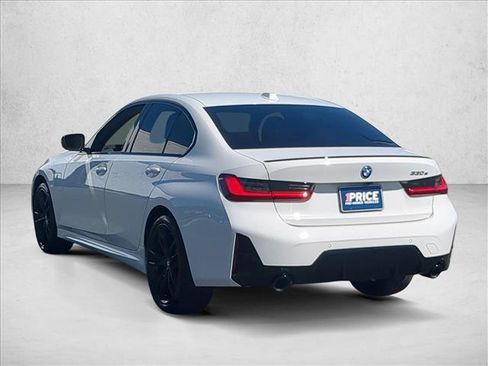 Used 2024 BMW 330e w/ M Sport Package RWD image 8