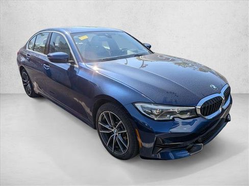 Used 2019 BMW 330i xDrive Sedan w/ Premium Package AWD/4WD image 2
