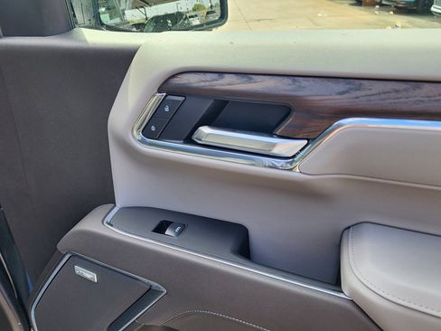 New 2026 GMC Sierra 1500 SLT w/ SLT Premium Plus Package image 38
