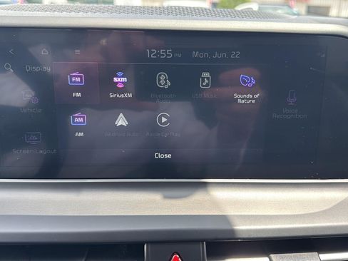 Used 2025 Kia Seltos S FWD image 11