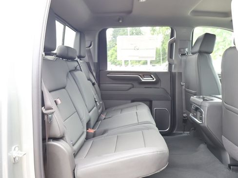 New 2026 GMC Sierra 3500 SLT w/ SLT Convenience Package AWD/4WD image 42