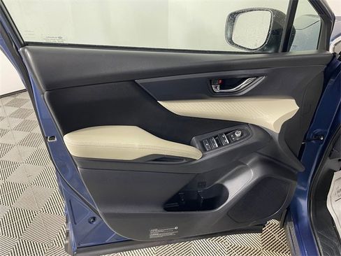 Used 2019 Subaru Ascent Premium image 11