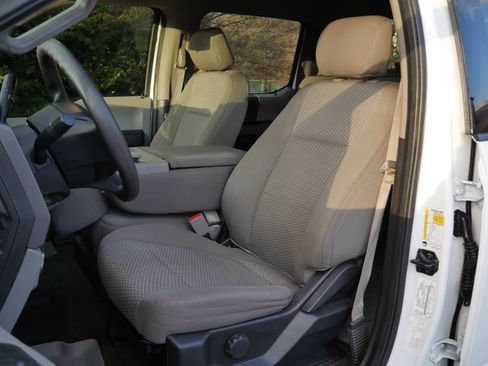 Used 2018 Ford F350 XLT image 29