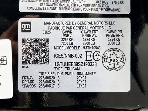 Used 2025 GMC Sierra 1500 AT4 w/ Technology Package image 30