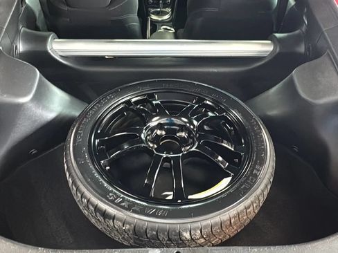 Used 2016 Nissan 370Z Coupe RWD image 46