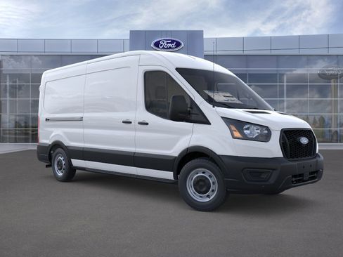 New 2026 Ford Transit 250 148 Medium Roof w/ Load Area Protection Package RWD image 7