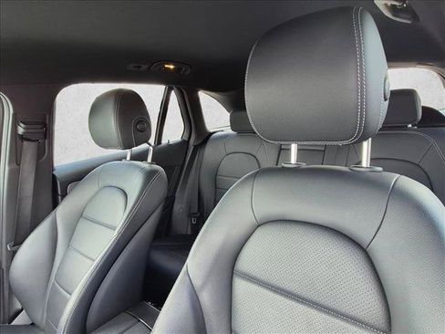 Used 2019 Mercedes-Benz GLC 300 image 11