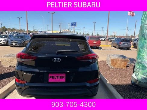 Used 2018 Hyundai Tucson SE image 13