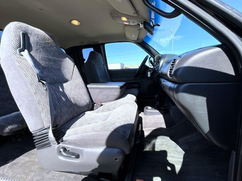 Used 1999 Dodge Ram 2500 Truck 4x4 Quad Cab image 15