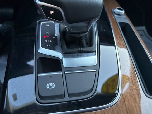 Used 2024 Audi Q5 2.0T Premium image 60