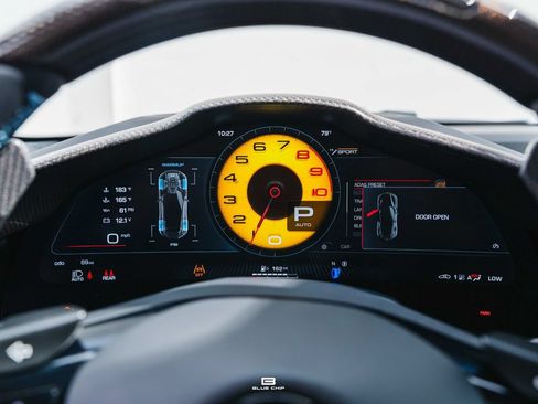 Used 2026 Ferrari Purosangue AWD/4WD image 35