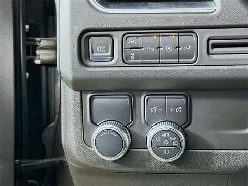 Used 2021 GMC Yukon SLT image 12