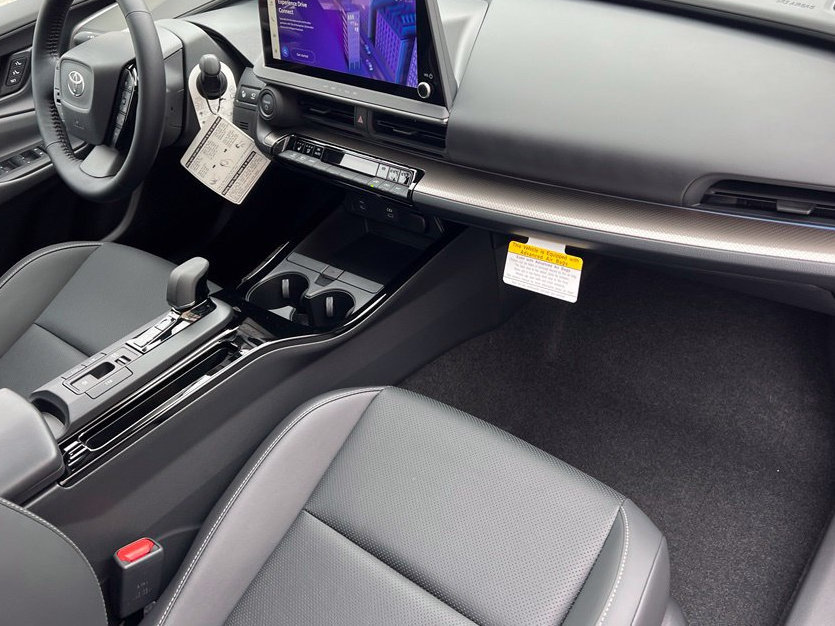 New 2027 Toyota Prius Limited w/ Limited Premium Package AWD/4WD image 20