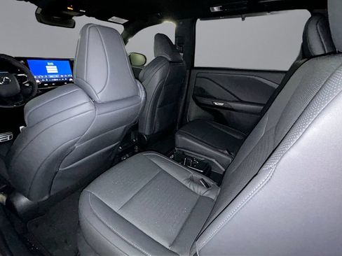 New 2026 Lexus TX 500h AWD w/ Technology Package image 9