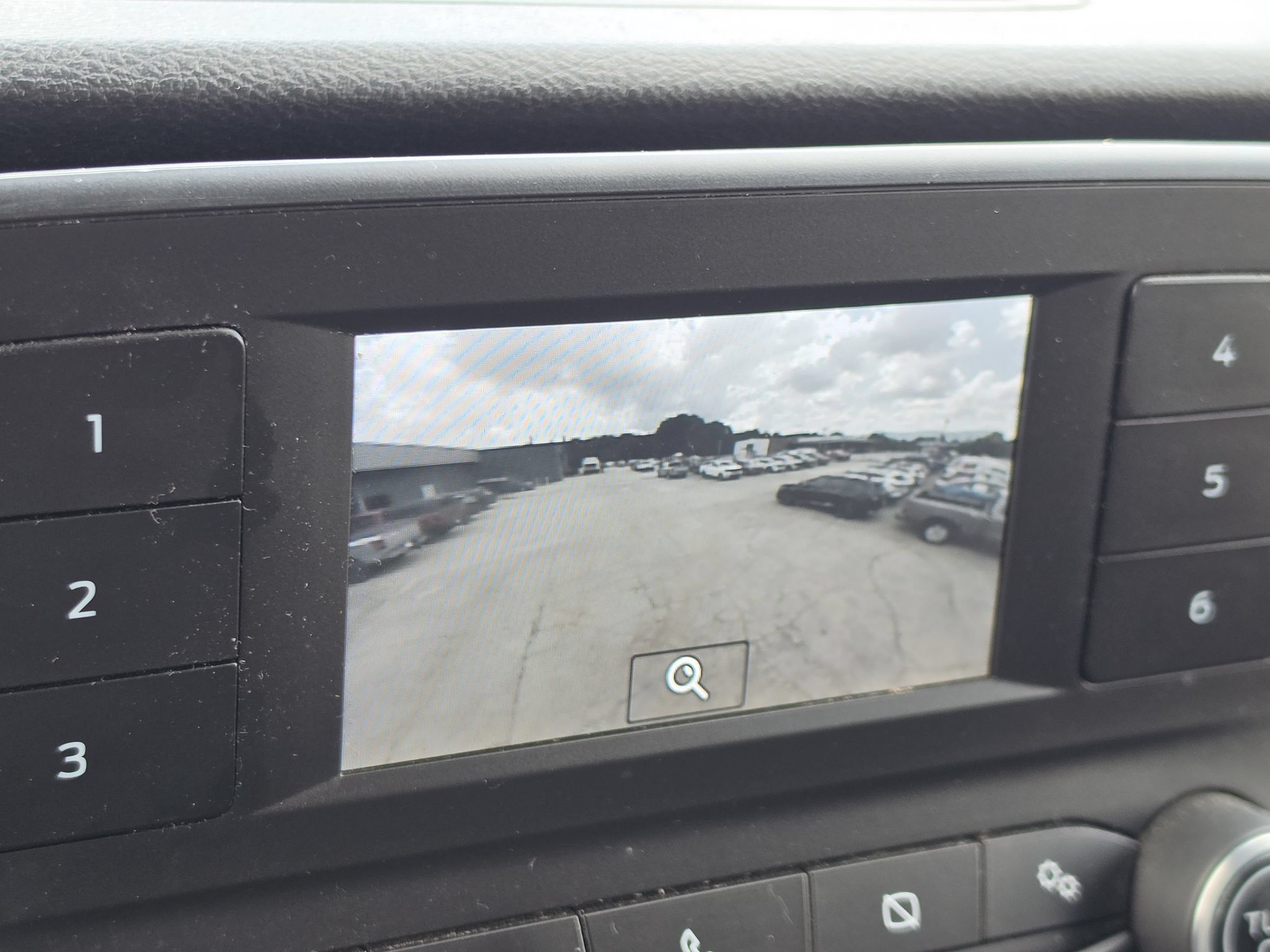 Used 2022 Ford Transit 350 DRW RWD image 28