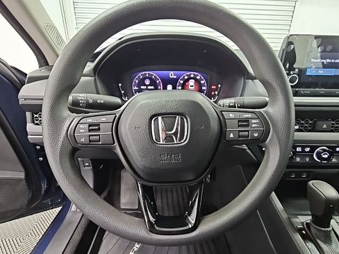 Used 2025 Honda Accord SE image 23