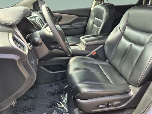 Used 2022 Nissan Murano SV w/ SV Midnight Edition Package FWD image 20