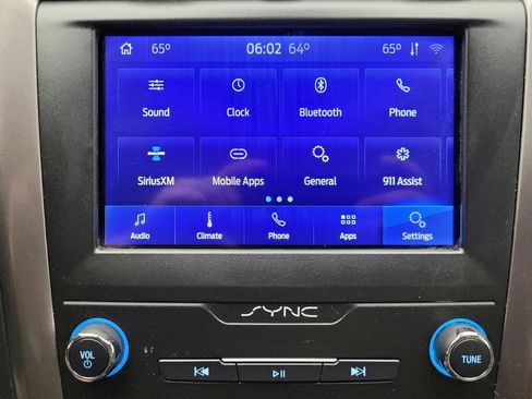 Used 2020 Ford Fusion SE w/ Fleet SE Value Package FWD image 25