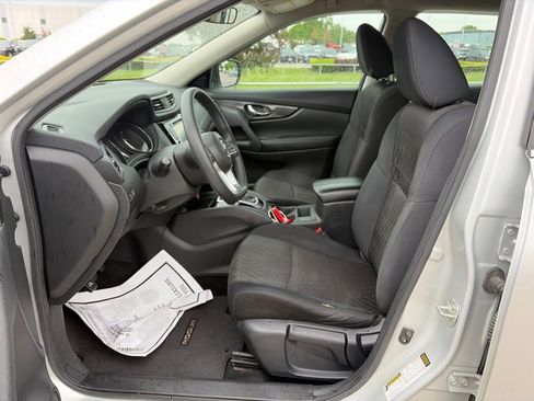 Used 2018 Nissan Rogue S AWD/4WD image 21