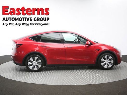 Used 2021 Tesla Model Y Long Range AWD/4WD image 39