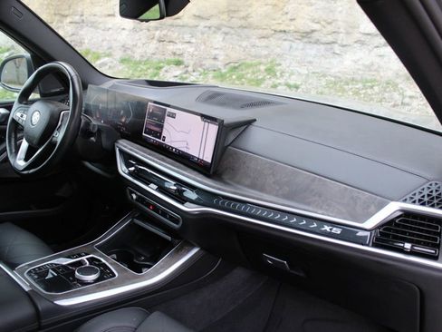 Used 2025 BMW X5 xDrive40i image 21