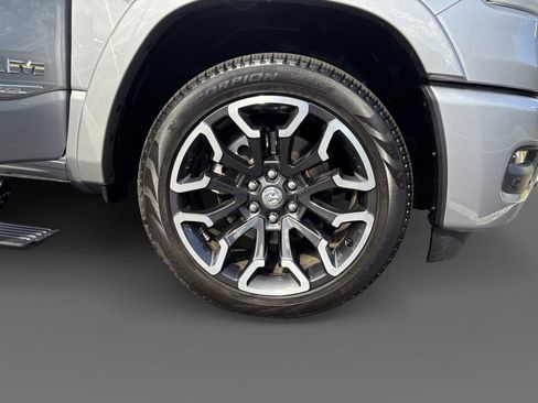 Used 2025 RAM 1500 Limited AWD/4WD image 16