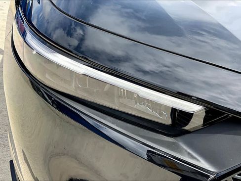 Used 2025 Honda Accord Sport image 28