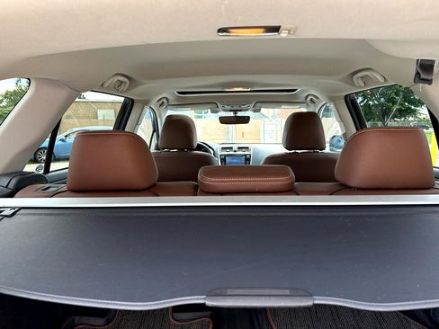 Used 2018 Subaru Outback 2.5i Touring image 46