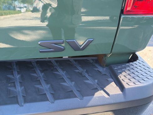 Used 2024 Nissan Titan SV w/ SV Bronze Edition Package image 8