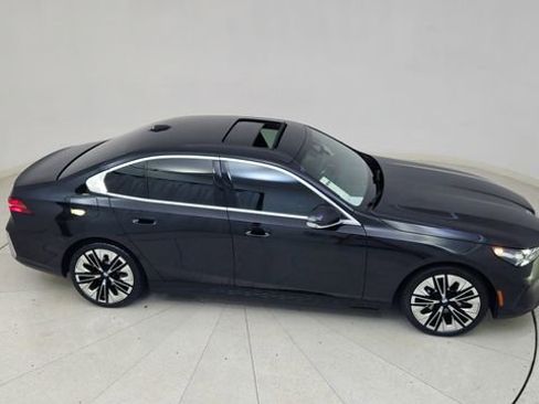 Used 2026 BMW 530i image 78