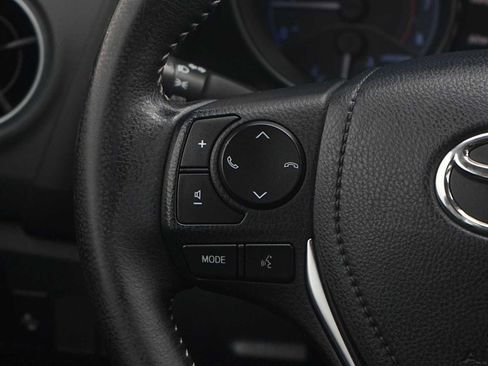 Used 2018 Toyota Corolla iM FWD image 17