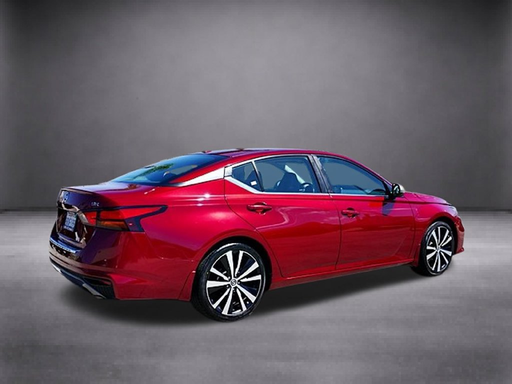 Used 2020 Nissan Altima 2.5 SR FWD image 4