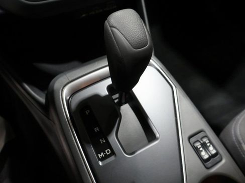 Used 2025 Subaru Crosstrek 2.0i Premium image 30