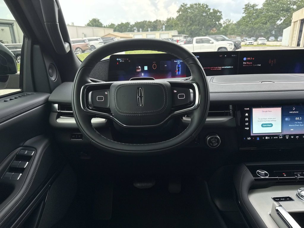 New 2026 Lincoln Navigator Reserve w/ Jet Appearance Package AWD/4WD image 18